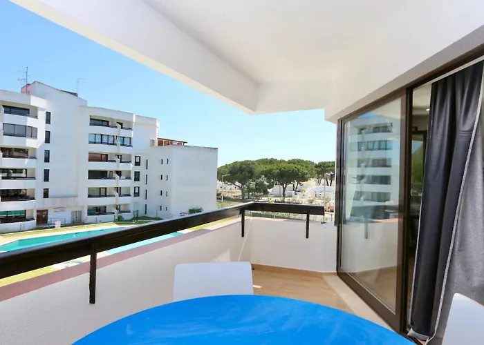 Tenis Golf Mar A209 - Cd 309 - Sleeps 2 Adults And 2 Children Vilamoura