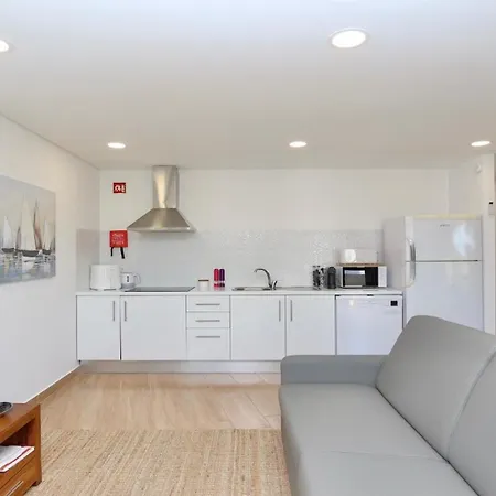 Tenis Golf Mar A209 - Cd 309 - Sleeps 2 Adults And 2 Children