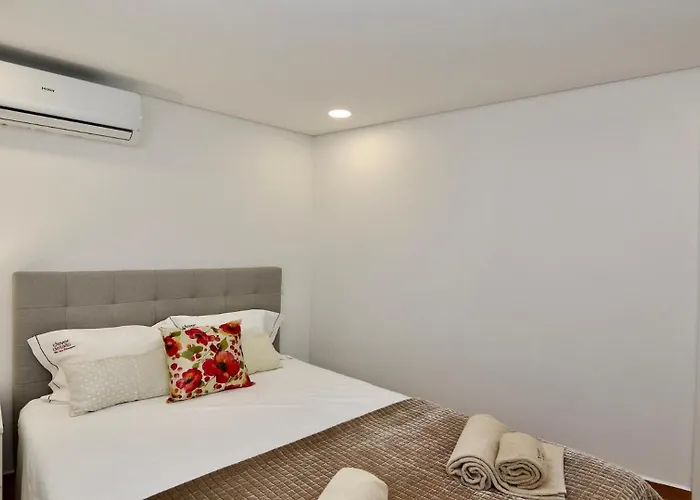 Tenis Golf Mar A209 - Cd 309 - Sleeps 2 Adults And 2 Children *